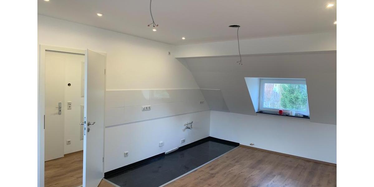 Dachgeschoßwohnung Hannover Herrenhausen-Stöcken - 2 Zimmer, 55 m&sup2;, 700&euro; | Angebot:25842952