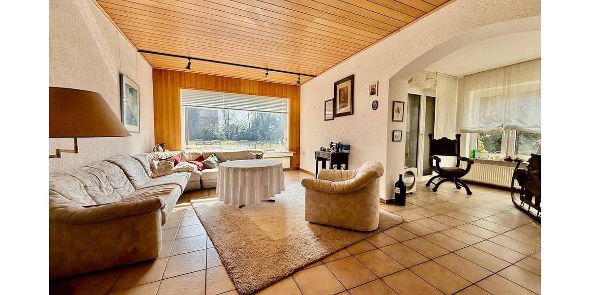 Einfamilienhaus Neustadt am Rübenberge Basse - 1 Zimmer, 240 m&sup2;, 379.000&euro; | Angebot:26015326