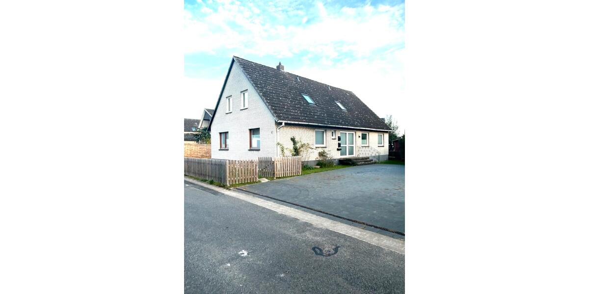 Einfamilienhaus Langenhagen - 8 Zimmer, 220 m&sup2;, 620.000&euro; | Angebot:27158453
