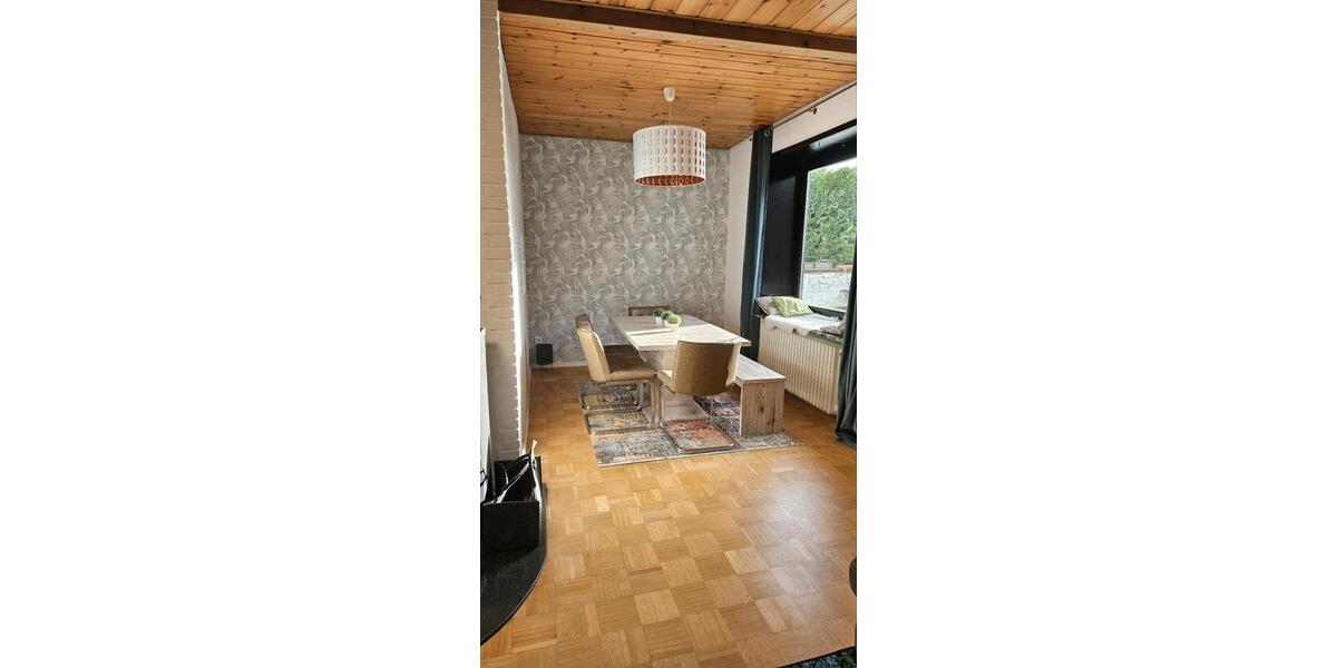 Einfamilienhaus Bad Münder am Deister - 6 Zimmer, 170 m&sup2;, 290.000&euro; | Angebot:23123896