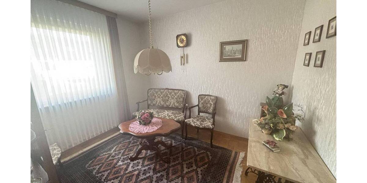 Reihenmittelhaus Garbsen Altgarbsen - 5 Zimmer, 94 m&sup2;, 295.000&euro; | Angebot:26319077