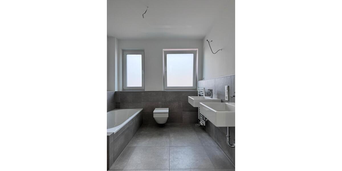 Maisonettenwohnung Wunstorf - 5 Zimmer, 141 m&sup2;, 2.200&euro; | Angebot:25960055