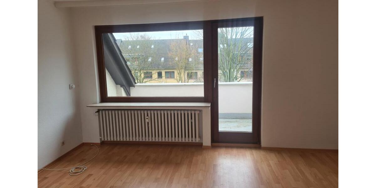 Etagenwohnung Stadthagen - 3 Zimmer, 81 m&sup2;, 129.000&euro; | Angebot:26025547