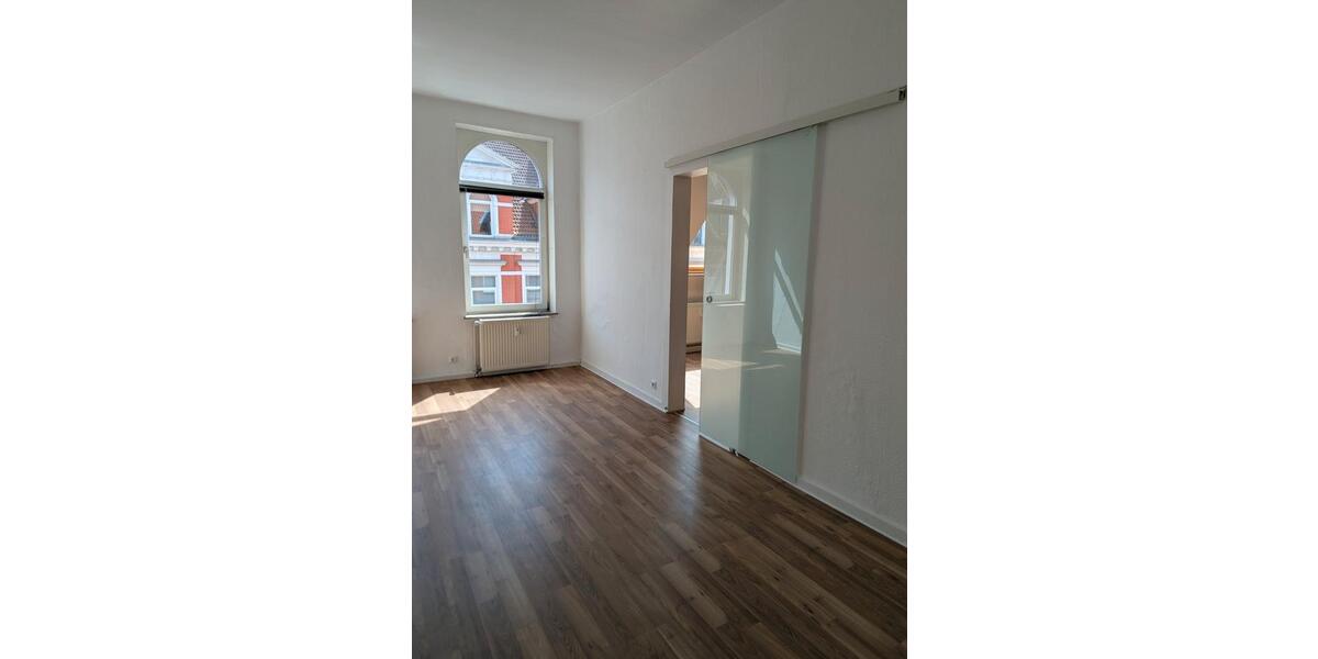 Dachgeschoßwohnung Hannover Vahrenwald-List - 3 Zimmer, 79 m&sup2;, 870&euro; | Angebot:26423600