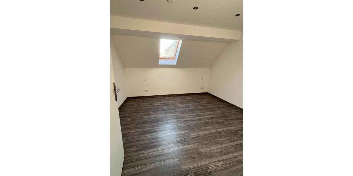 Etagenwohnung Sachsenhagen - 3 Zimmer, 117 m&sup2;, 900&euro; | Angebot:25842968