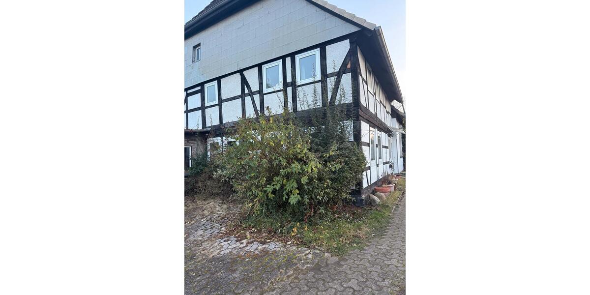 Doppelhaushälfte Hannover Döhren-Wülfel - 4 Zimmer, 130 m&sup2;, 1.400&euro; | Angebot:25721812