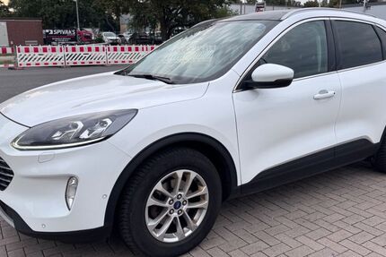 Ford Kuga 241.639 km 9.900 &euro; Hannover 30179