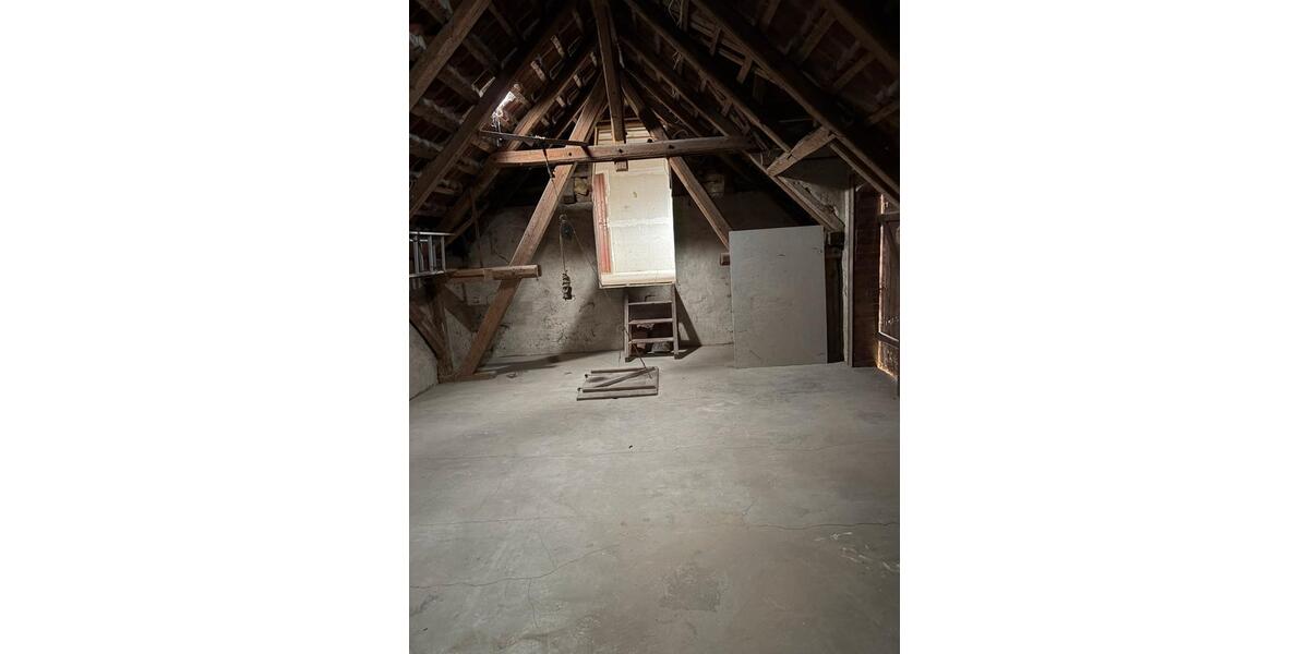 Einfamilienhaus Nordsehl - 8 Zimmer, 180 m&sup2;, 188.000&euro; | Angebot:26987998