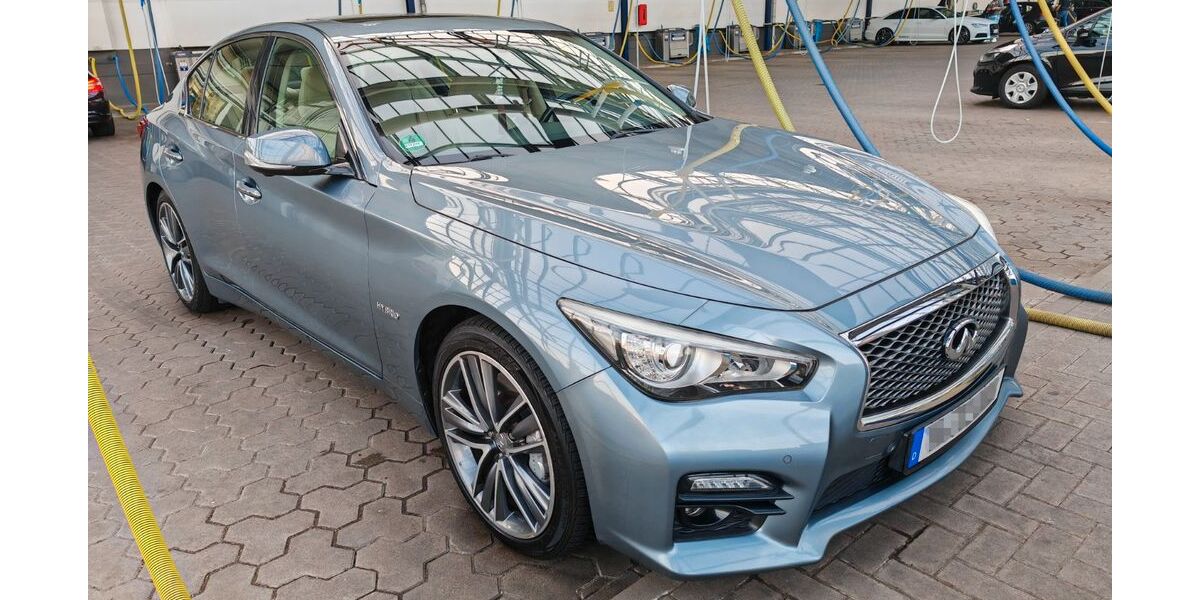 INFINITI Q50 121.000 km 19.477 &euro; Hannover 30627