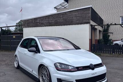 VW Golf 88.000 km 22.999 &euro; Lindhorst 31698