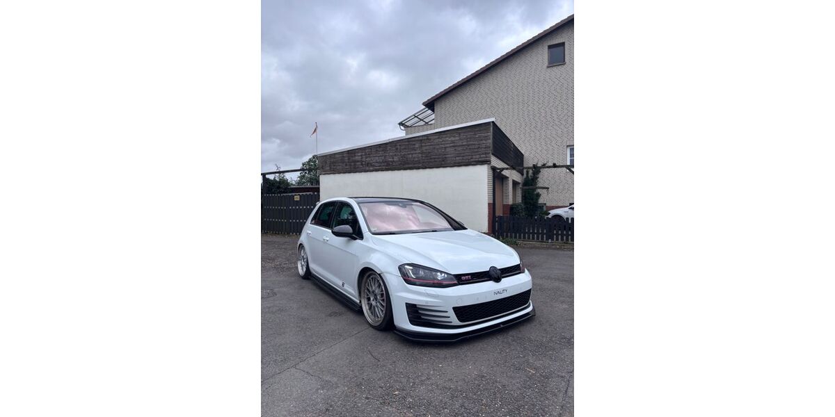 VW Golf 88.000 km 22.999 &euro; Lindhorst 31698