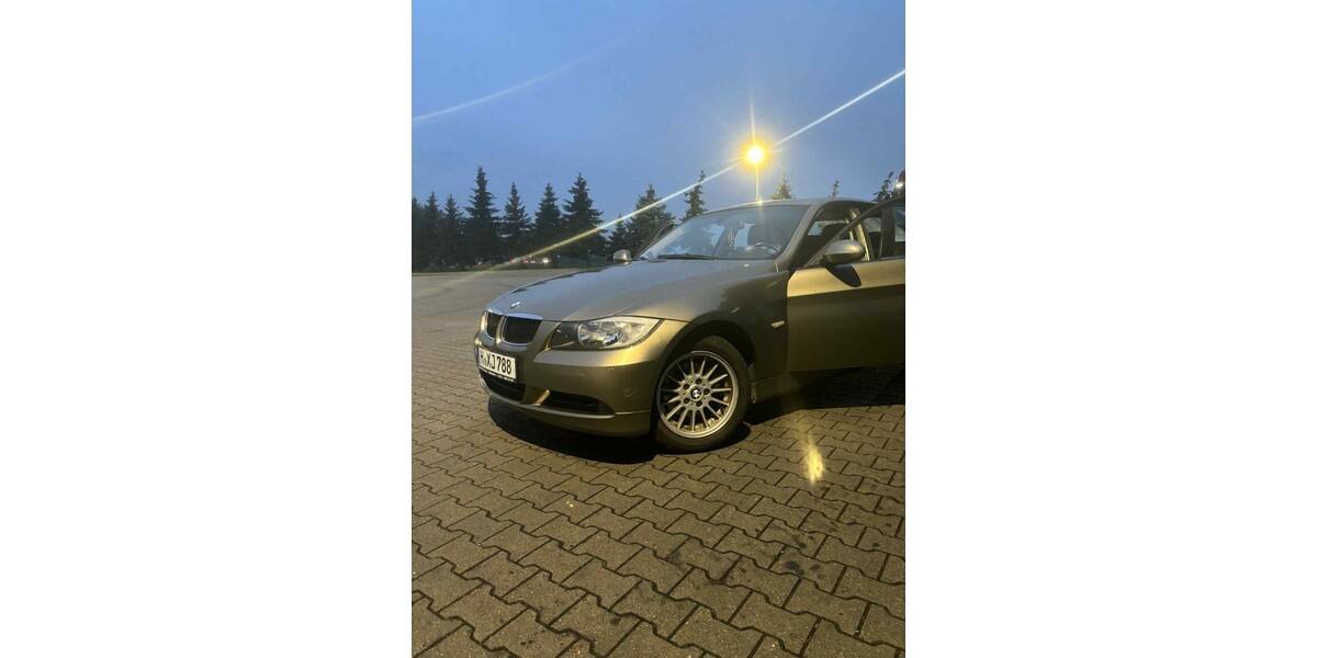 BMW 320 276.900 km 3.000 &euro; Hannover 30159
