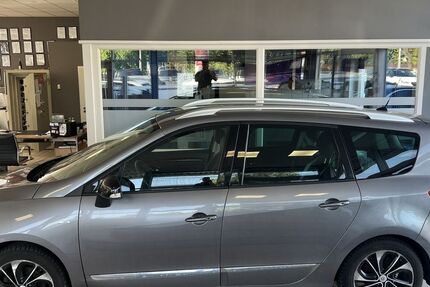 Renault Scenic 261.478 km 3.490 &euro; Hannover 30419