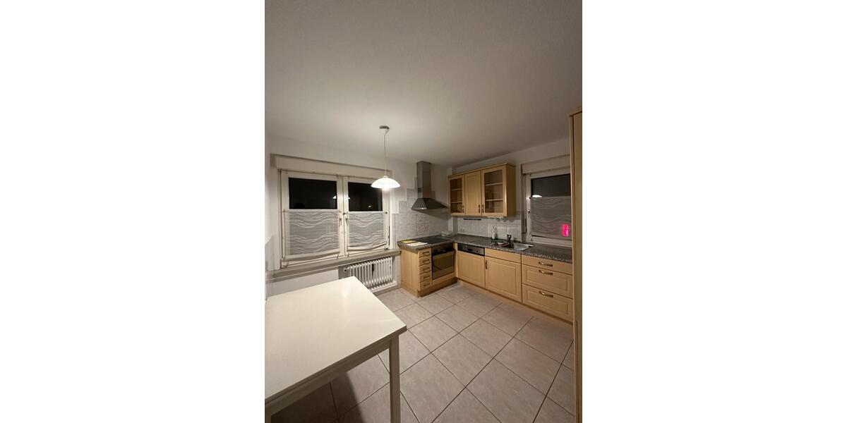 Etagenwohnung Hannover Linden-Limmer - 4 Zimmer, 102 m&sup2;, 1.150&euro; | Angebot:25157616