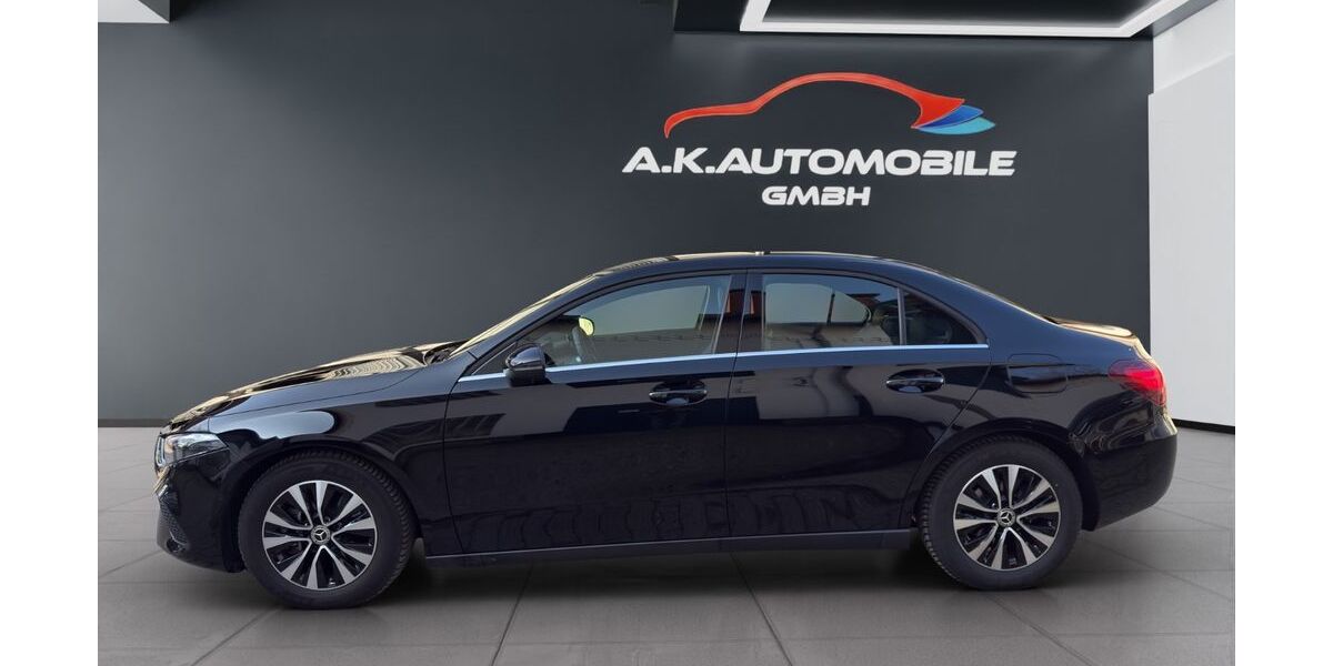 Mercedes-Benz A 180 11.826 km 29.500 &euro; Langenhagen 30855