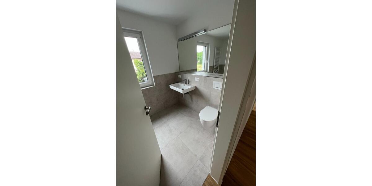 Etagenwohnung Wunstorf - 3 Zimmer, 90 m&sup2;, 1.360&euro; | Angebot:25874528