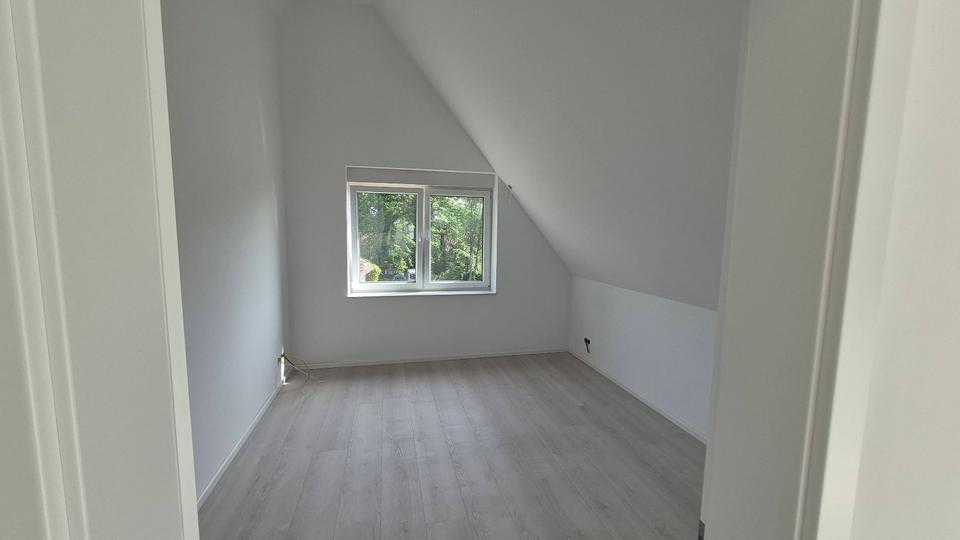 Dachgeschoßwohnung Wedemark - 2 Zimmer, 86 m&sup2;, 1.160&euro; | Angebot:26681639