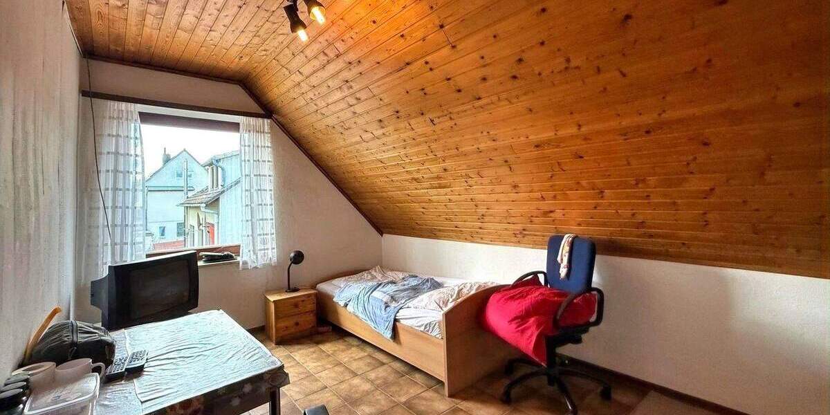 Einfamilienhaus Isernhagen Kirchhorst - 8 Zimmer, 193 m&sup2;, 449.000&euro; | Angebot:25685618