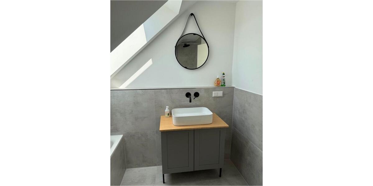 Dachgeschoßwohnung Sarstedt - 3 Zimmer, 73 m&sup2;, 890&euro; | Angebot:25853398