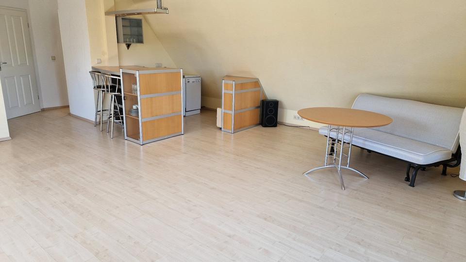 Dachgeschoßwohnung Neustadt am Rübenberge - 1 Zimmer, 34 m&sup2;, 425&euro; | Angebot:26412412