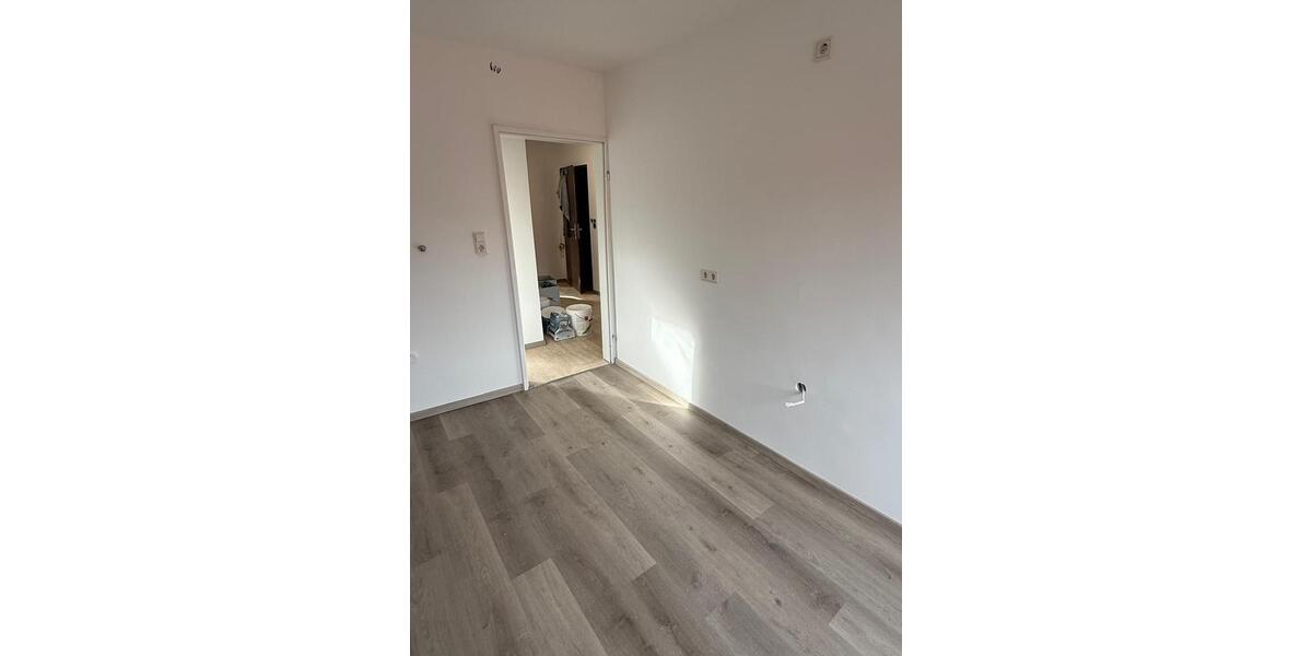 Dachgeschoßwohnung Rodenberg - 3 Zimmer, 56 m&sup2;, 495&euro; | Angebot:26689017