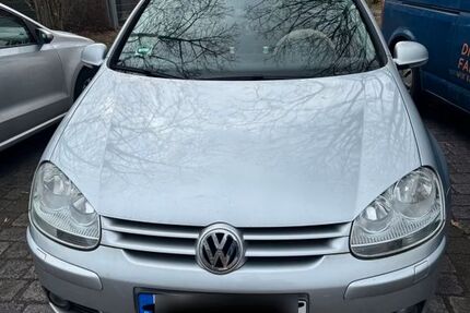 VW Golf 155.000 km 900 &euro; Hannover 30419