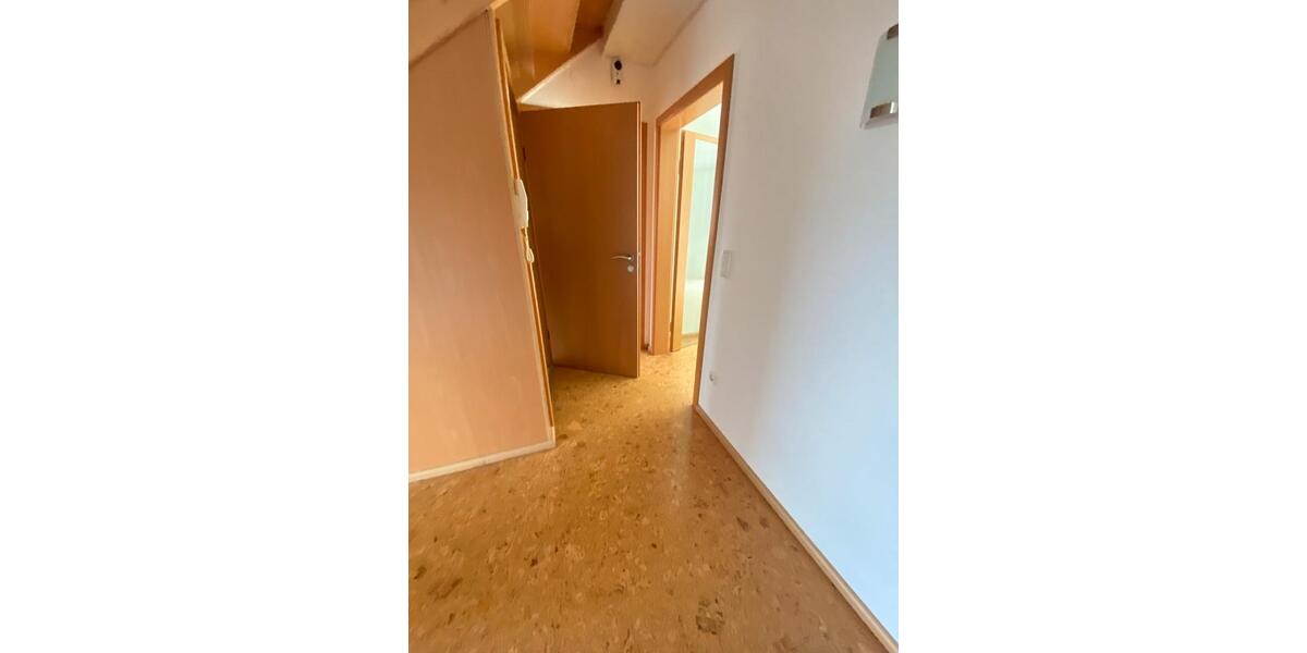 Dachgeschoßwohnung Stadthagen - 5 Zimmer, 126 m&sup2;, 1.200&euro; | Angebot:24868051