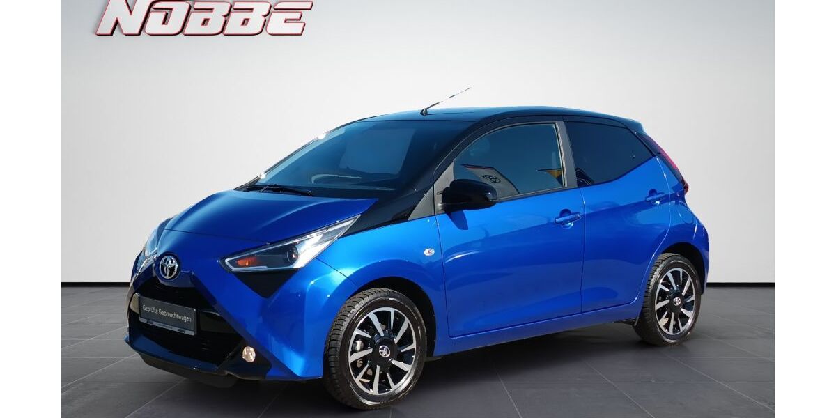 Toyota Aygo (X) 61.750 km 9.990 &euro; Garbsen 30827