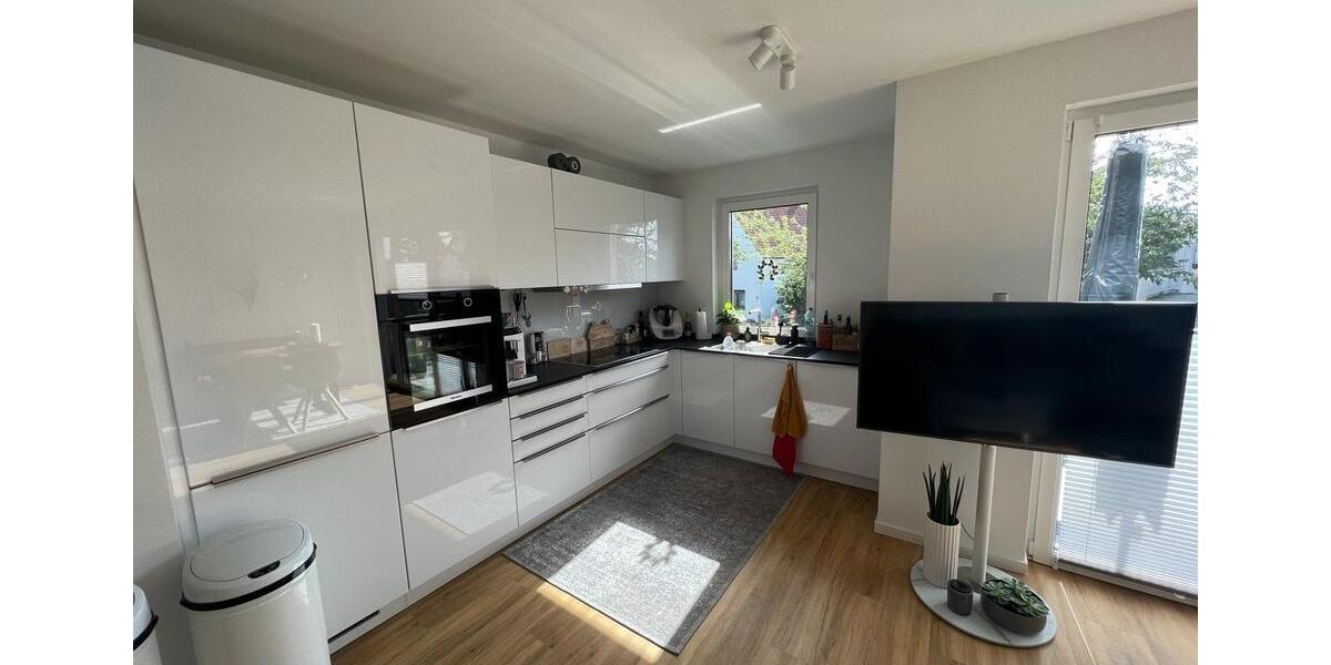 Etagenwohnung Wunstorf - 3 Zimmer, 90 m&sup2;, 1.360&euro; | Angebot:25874528