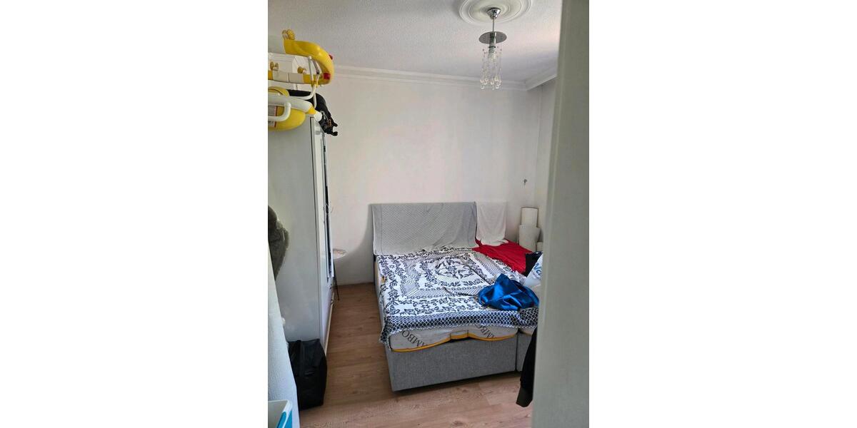 Etagenwohnung Seelze - 3 Zimmer, 96 m&sup2;, 70.000&euro; | Angebot:27122048