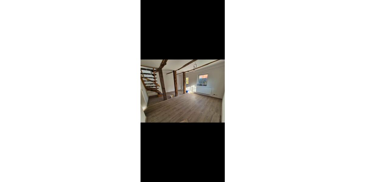 Einfamilienhaus Lauenau - 5 Zimmer, 220 m&sup2;, 320.000&euro; | Angebot:25905429