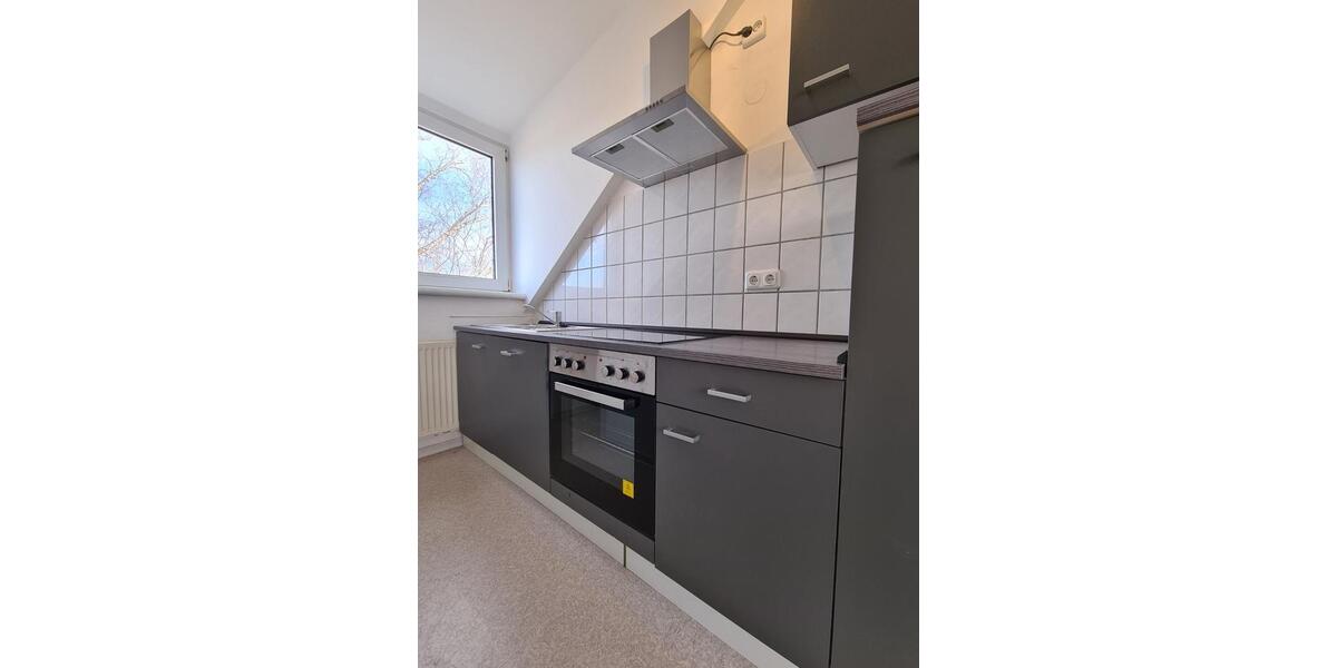 Dachgeschoßwohnung Hannover Ricklingen - 3 Zimmer, 70 m&sup2;, 219.000&euro; | Angebot:25641394