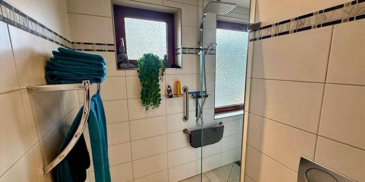Bungalow Hannover Wettbergen - 4 Zimmer, 110 m&sup2;, 350.000&euro; | Angebot:25997123