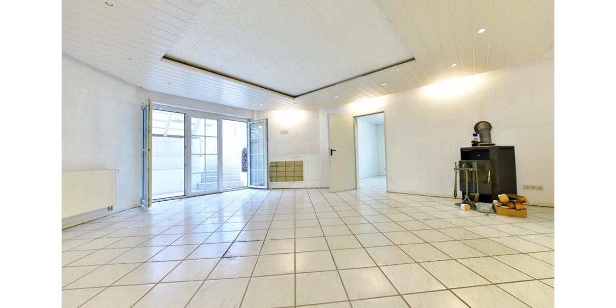 Etagenwohnung Lehrte - 5 Zimmer, 135 m&sup2;, 1.099&euro; | Angebot:25961091