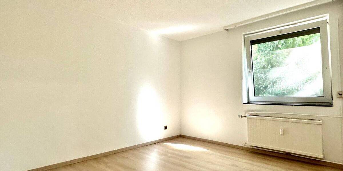 Etagenwohnung Hannover Linden-Süd - 3 Zimmer, 75 m&sup2;, 850&euro; | Angebot:26904099