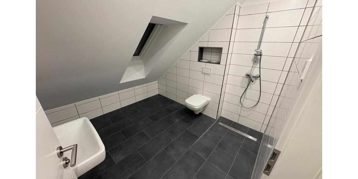 Reihenhaus Garbsen Berenbostel - 6 Zimmer, 156 m&sup2;, 1.900&euro; | Angebot:25882472