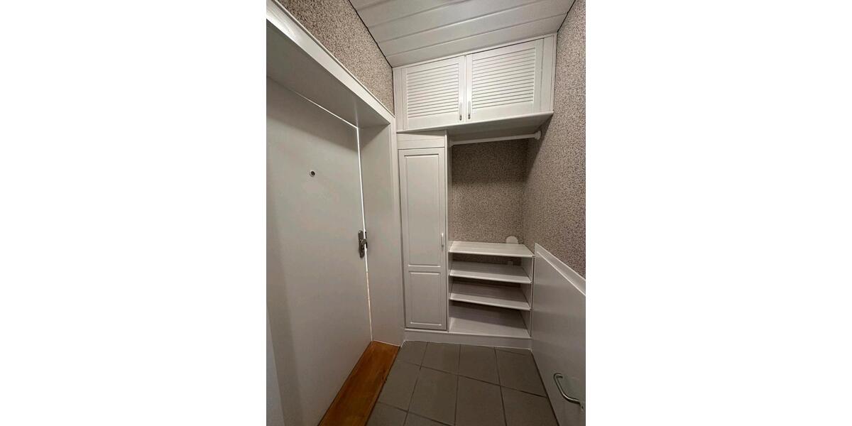 Dachgeschoßwohnung Garbsen Berenbostel - 1 Zimmer, 18 m&sup2;, 500&euro; | Angebot:26179859