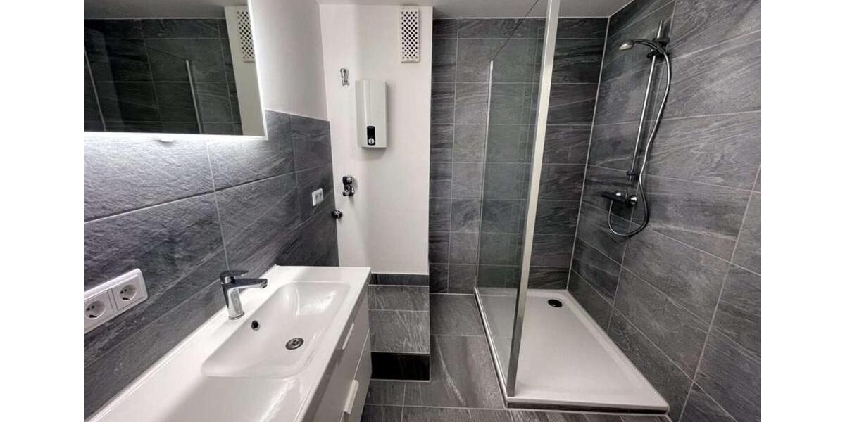 Dachgeschoßwohnung Garbsen Berenbostel - 3 Zimmer, 77 m&sup2;, 229.000&euro; | Angebot:25554224