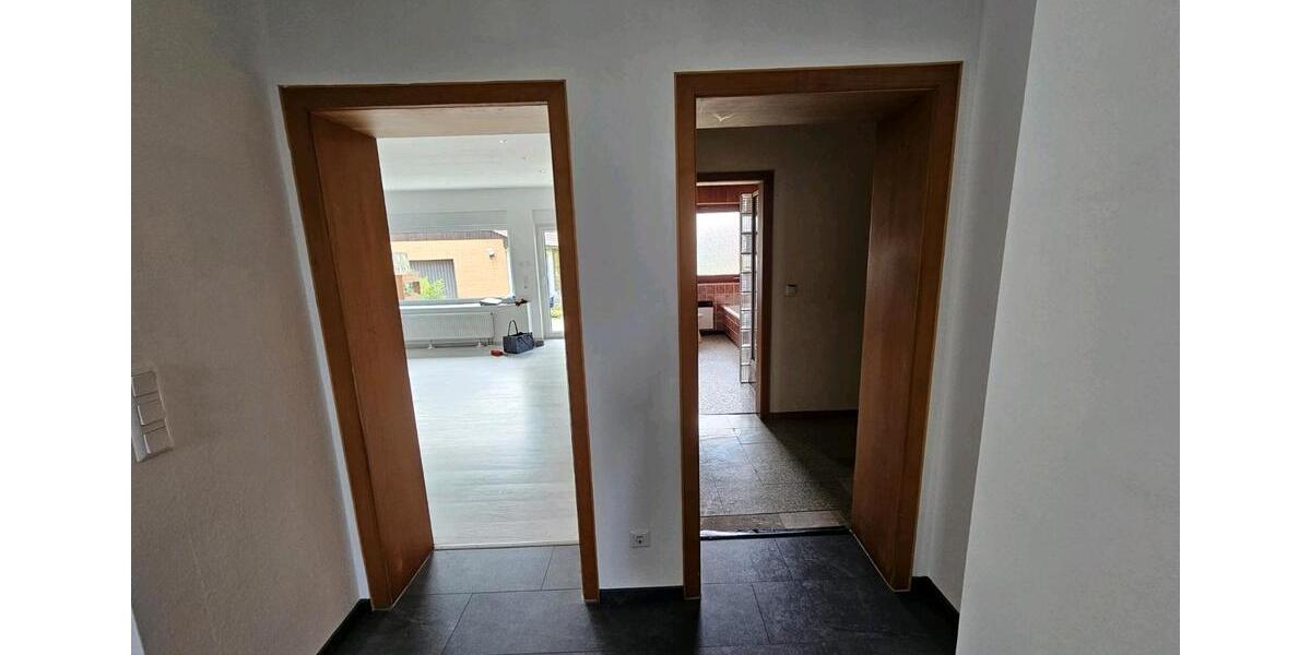 Einfamilienhaus Bad Münder am Deister - 7 Zimmer, 184 m&sup2;, 350.000&euro; | Angebot:27285452