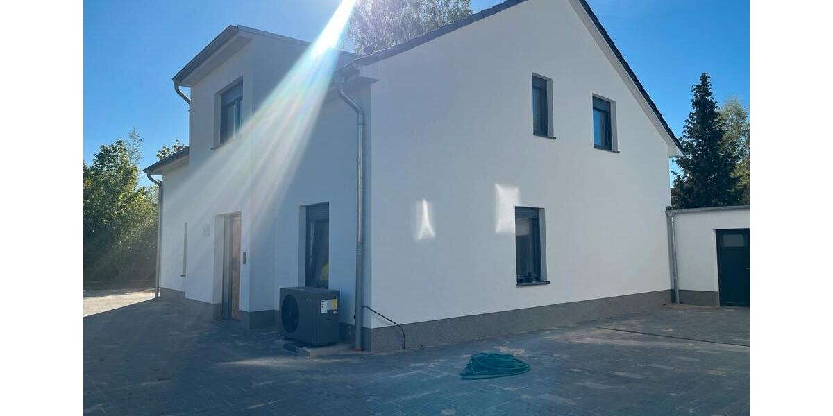 Erdgeschoßwohnung Langenhagen Engelbostel - 3.5 Zimmer, 100 m&sup2;, 1.650&euro; | Angebot:26358221