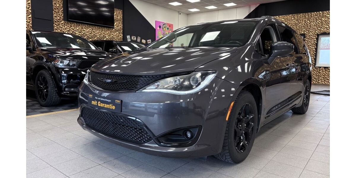 Chrysler Pacifica 72.361 km 23.900 &euro; Wedemark OT Bissendorf 30900