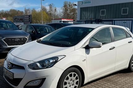 Hyundai i30 198.000 km 3.700 &euro; Seelze 30926