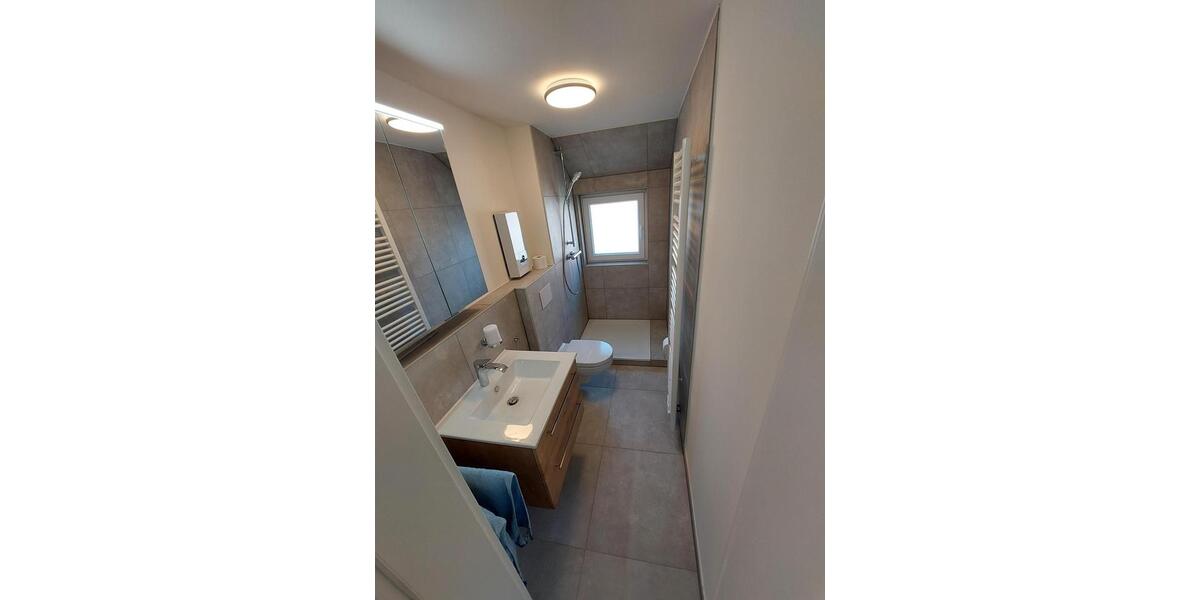 Dachgeschoßwohnung Sarstedt - 3 Zimmer, 57 m&sup2;, 684&euro; | Angebot:25907116