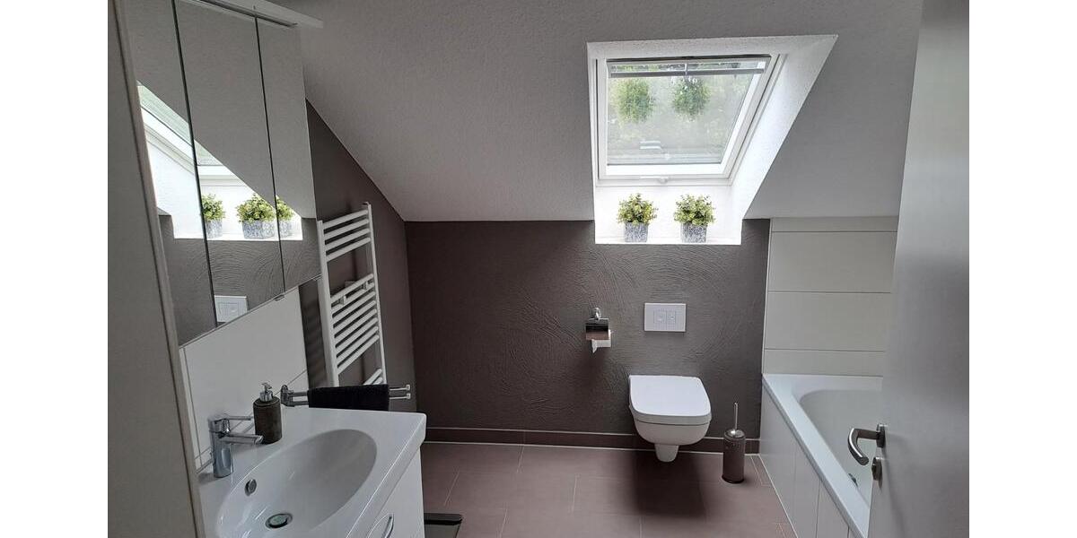 Dachgeschoßwohnung Hannover Ricklingen - 3 Zimmer, 89 m&sup2;, 379.000&euro; | Angebot:26030479