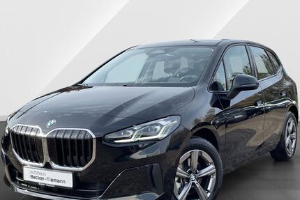 BMW 220 Active Tourer 11.467 km 29.903 &euro; Stadthagen 31655