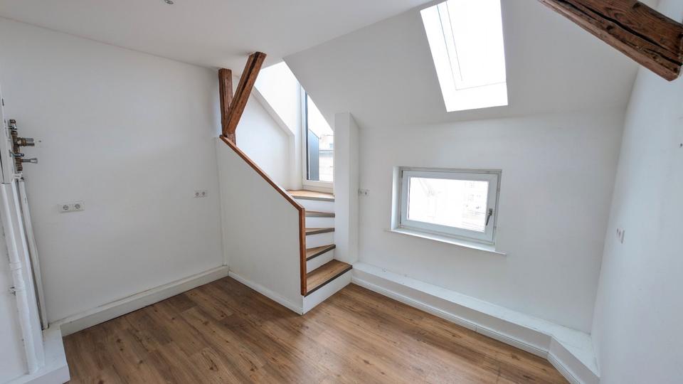 Maisonettenwohnung Hannover Buchholz-Kleefeld - 4 Zimmer, 127 m&sup2;, 1.498&euro; | Angebot:26423543