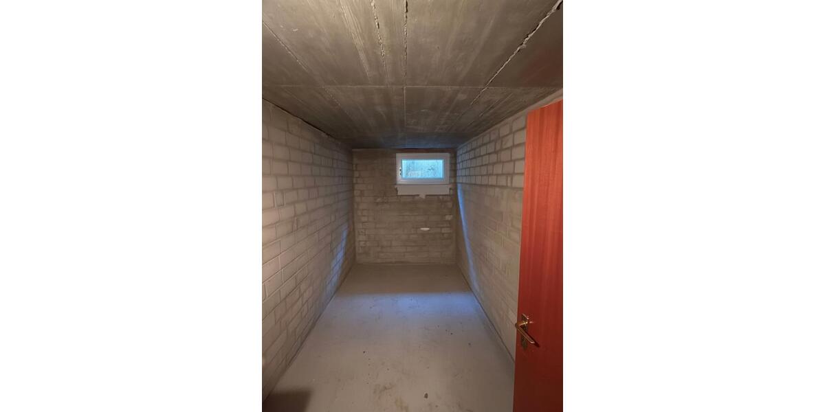 Dachgeschoßwohnung Stadthagen - 3 Zimmer, 77 m&sup2;, 160.000&euro; | Angebot:27163128