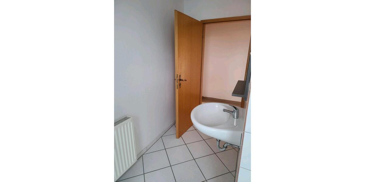 Dachgeschoßwohnung Stadthagen - 2 Zimmer, 70 m&sup2;, 490&euro; | Angebot:26224062