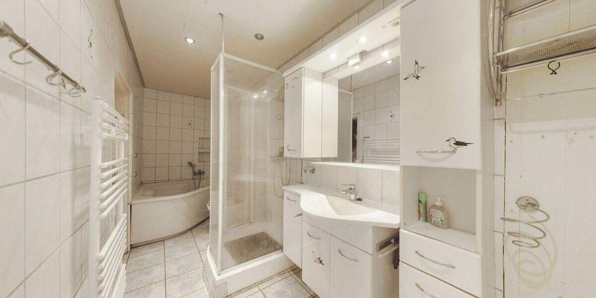 Bauernhaus, Landhaus Rodewald - 1 Zimmer, 454 m&sup2;, 349.000&euro; | Angebot:25777789