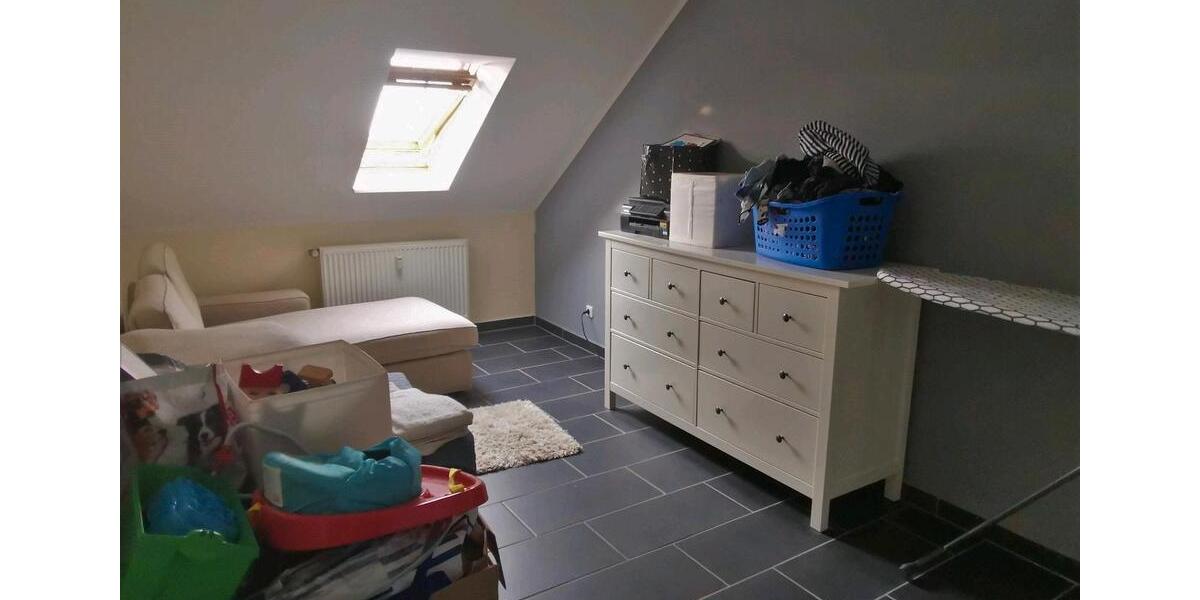 Dachgeschoßwohnung Neustadt am Rübenberge - 4 Zimmer, 97 m&sup2;, 700&euro; | Angebot:25909225